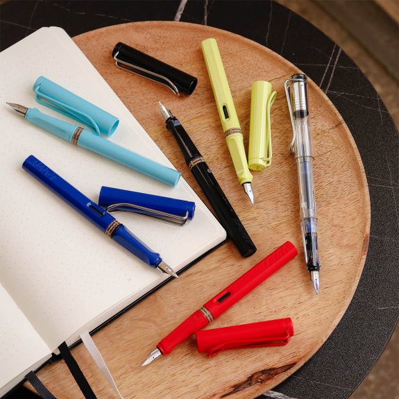 Lamy Safari: детальний розбір культової ручки