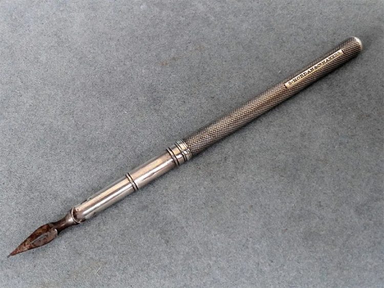 Поява механічного олівця двісті патентів та феноменальний збіг думок