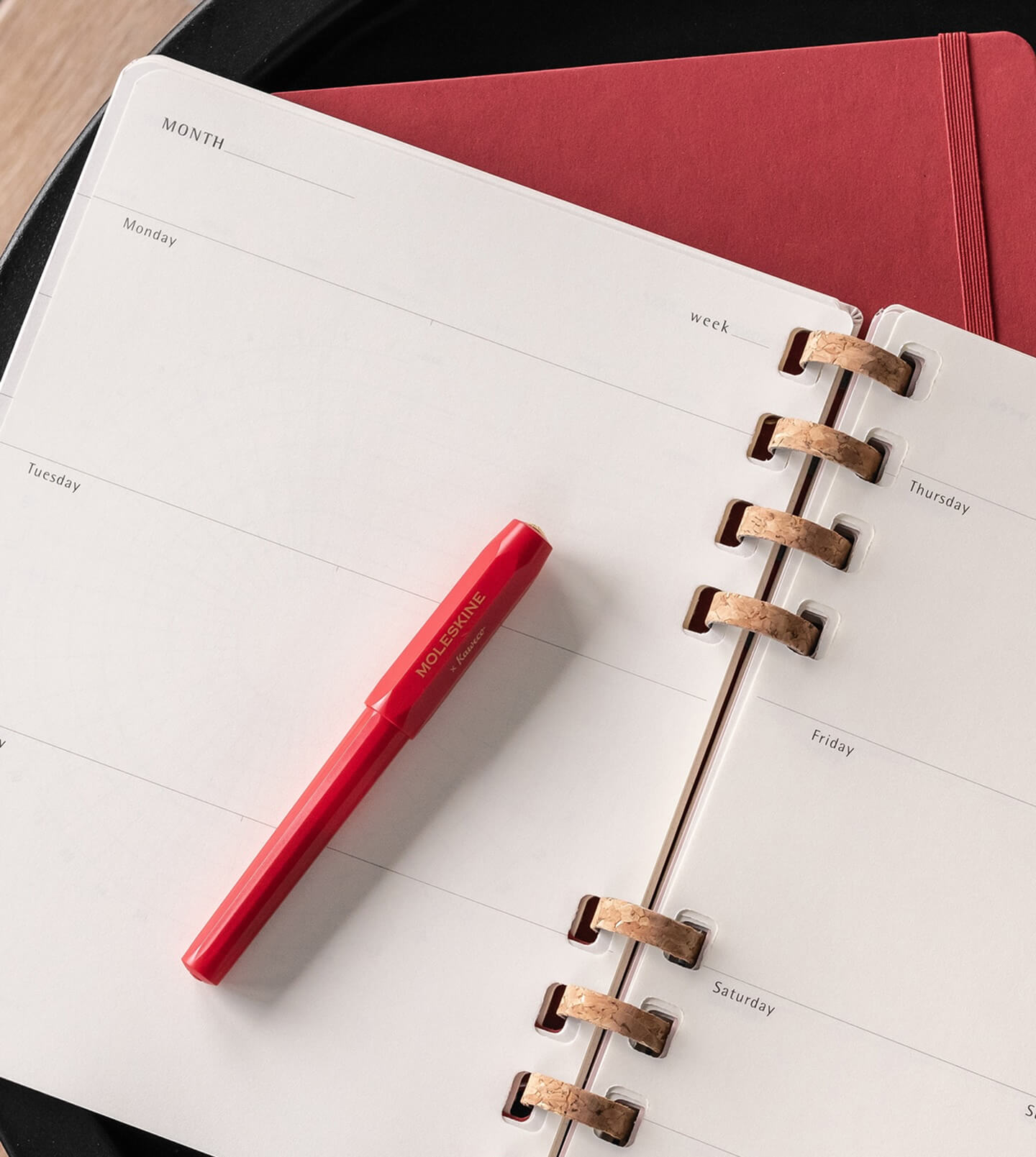 Moleskine Spiral Undated Planner – недатований планер на спіралі з трекером звичок