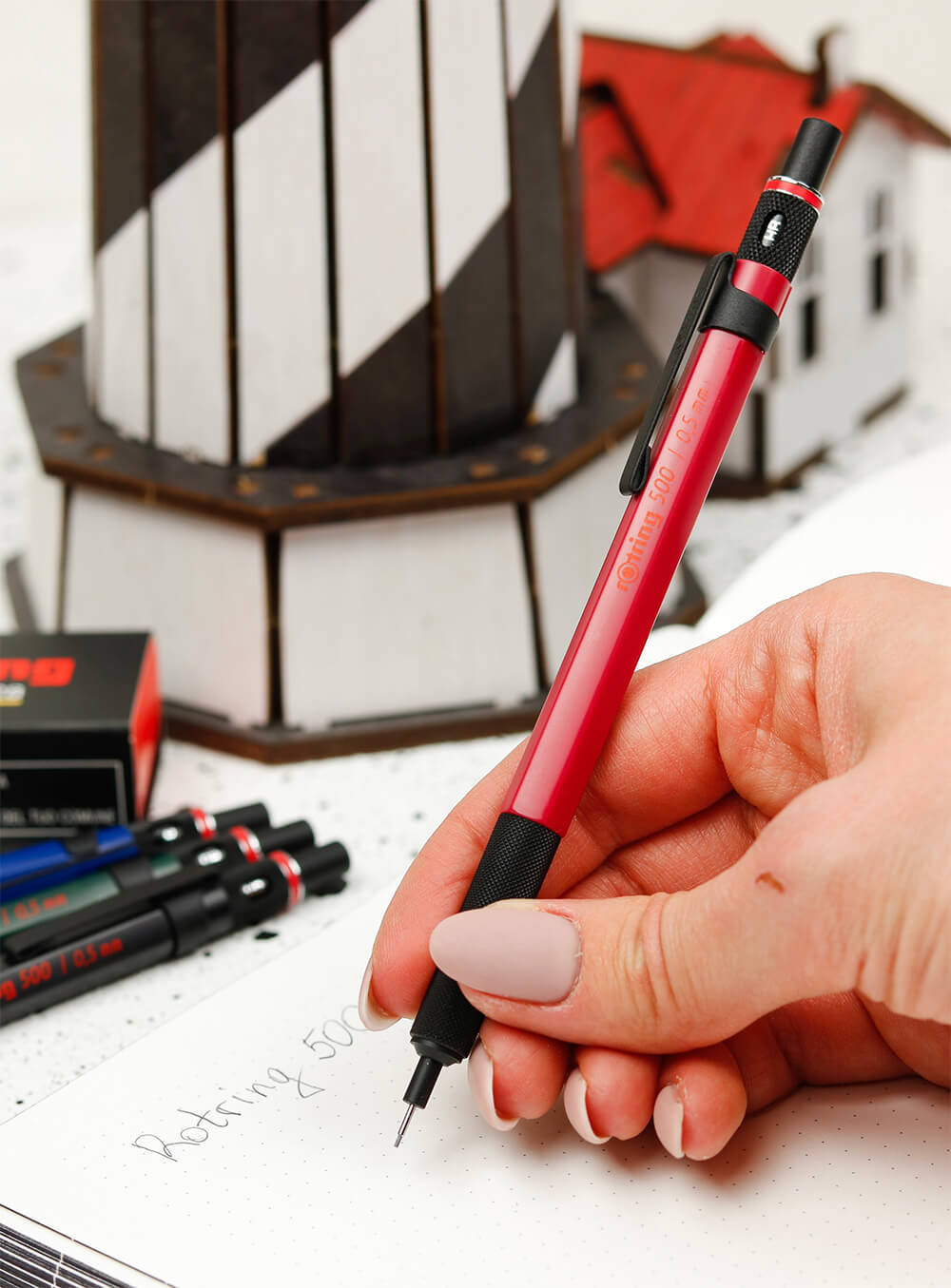 Направна трубка Rotring 500 — точний механізм подачі грифеля 0,5 мм