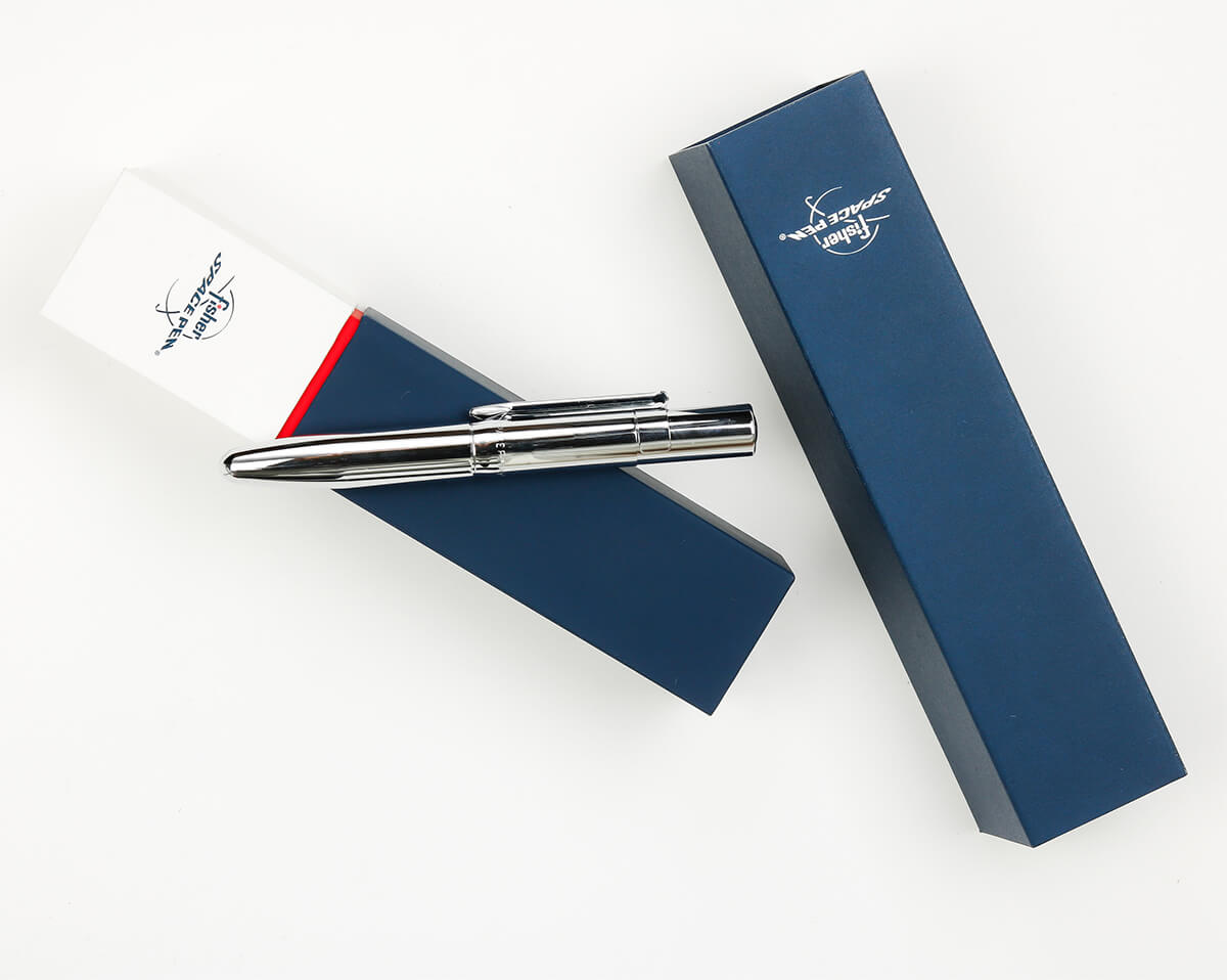 Космічна ручка Fisher Space Pen Infinium з запасом чорнил на десятки років