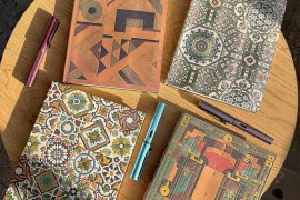 Чотири великих блокнота Paperblanks з ручками Lamy