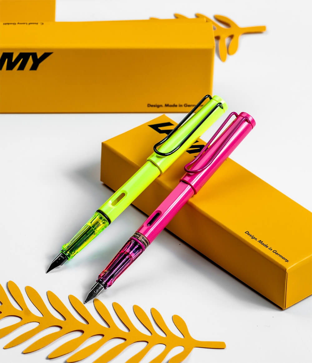 Ручки Lamy Safari Neon 2026