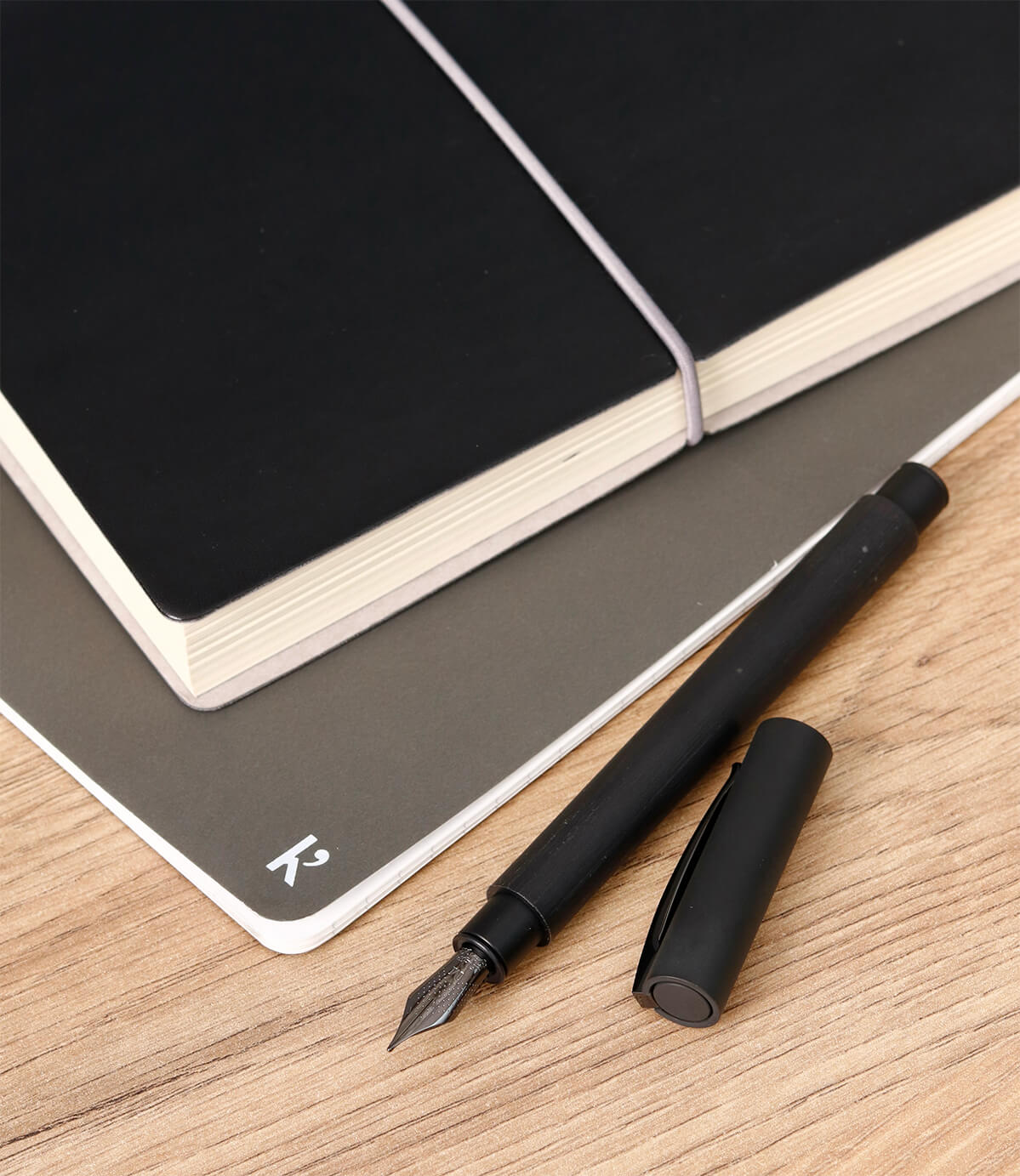 Перова ручка Faber-Castell