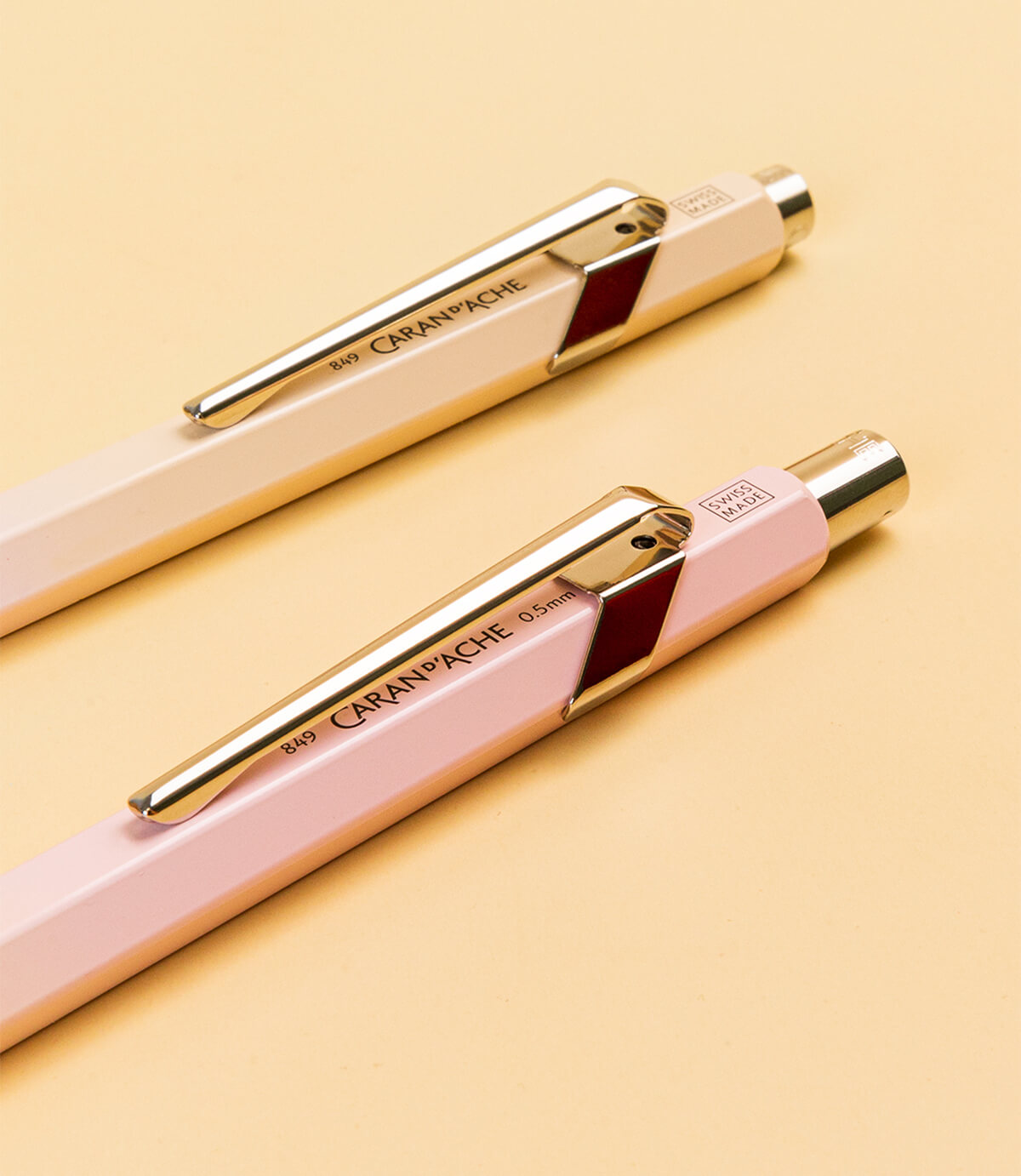 Деталі ручки Caran d'Ache 849