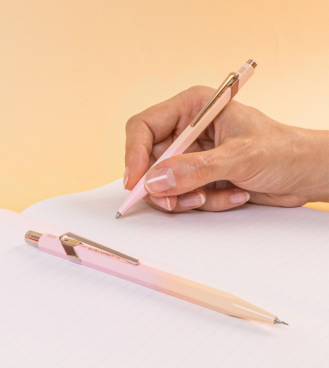 Кулькова ручка і механічний олівець серії 849