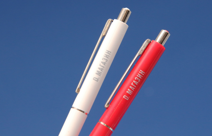 Друк логотипу на ручках Senator