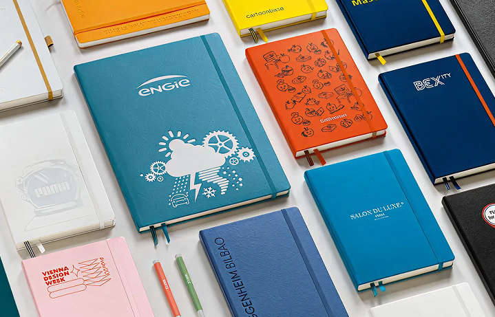 Різні варіанти нанесення логотипу на блокнотах Leuchtturm1917