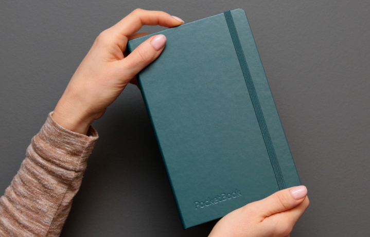 Тиснення логотипу на обкладинці блокнота