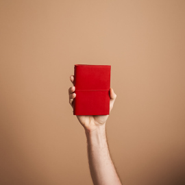 Купить Блокнот Paper Republic Grand Voyageur (Pocket, красный) в интернет магазине в Киеве: цены, доставка - интернет магазин Д.Магазин
